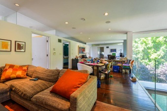 Enlarge photo 38