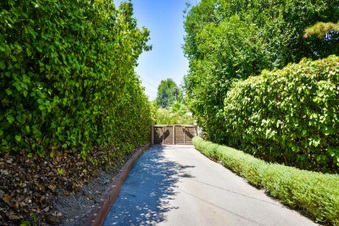 Enlarge photo 5