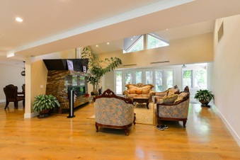 Enlarge photo 59