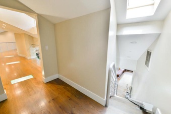 Enlarge photo 26
