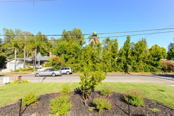 Enlarge photo 47
