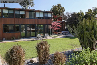 Enlarge photo 29