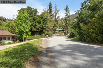 Enlarge photo 79
