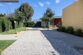 Enlarge photo 53
