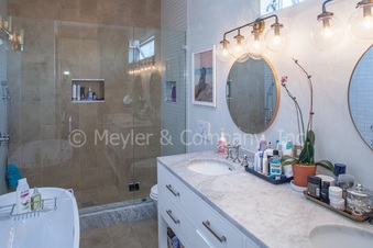 Enlarge photo 36