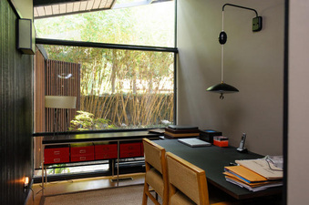 Enlarge photo 35