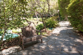 Enlarge photo 79