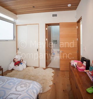 Enlarge photo 35