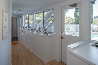 Enlarge photo 51