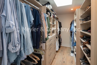 Enlarge photo 49