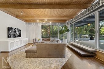 Meyler 3383 Studio City
