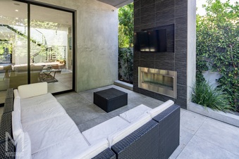 Enlarge photo 52