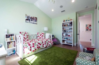 Enlarge photo 53