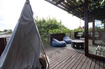 Enlarge photo 33