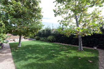 Enlarge photo 31