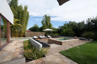 Enlarge photo 21