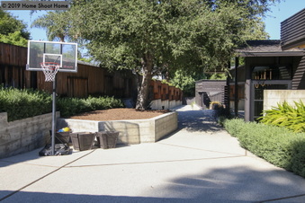 Enlarge photo 124