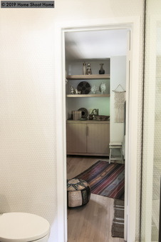 Enlarge photo 38