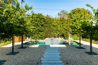 Enlarge photo 14