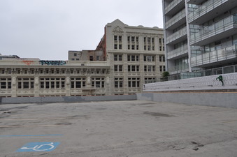 Enlarge photo 18