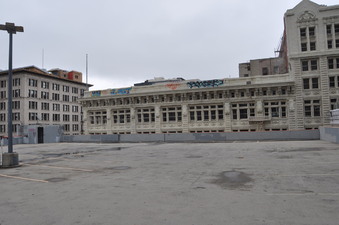 Enlarge photo 19