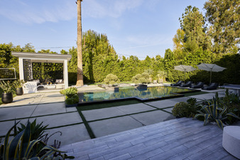 Enlarge photo 12