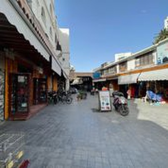 Enlarge photo 38