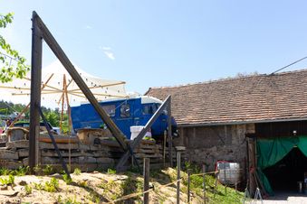 Enlarge photo 12