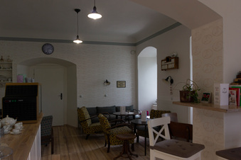 Enlarge photo 12