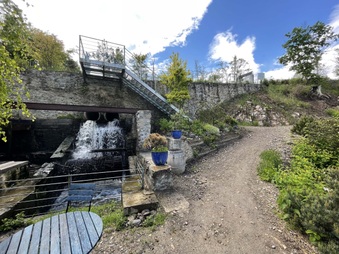 Enlarge photo 27