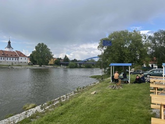 Enlarge photo 18