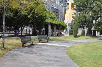 Enlarge photo 12