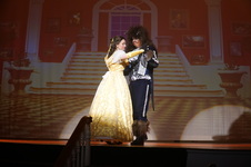 Enlarge photo 979