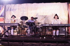 Enlarge photo 32