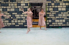 Enlarge photo 44