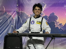 Enlarge photo 11