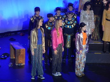 Enlarge photo 61