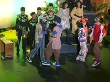 Enlarge photo 33