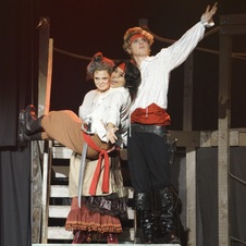 Enlarge photo 1989