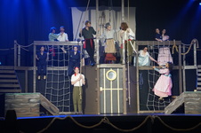 Enlarge photo 33