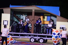 Enlarge photo 34