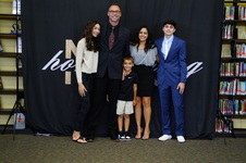 Enlarge photo 124