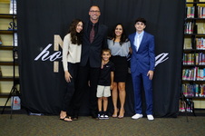 Enlarge photo 126