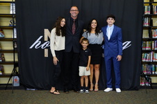 Enlarge photo 132