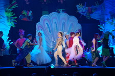 Enlarge photo 931