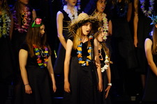 Enlarge photo 853