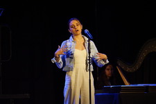 Enlarge photo 83