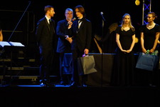 Enlarge photo 687