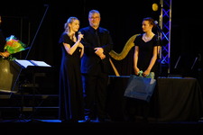 Enlarge photo 740