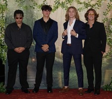 Enlarge photo 19